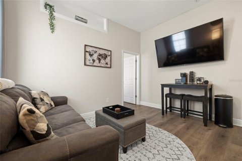 Immobilier commercial à vendre à Tampa, Floride: 4 chambres, 160.26 m2 № 2232584 - photo 25