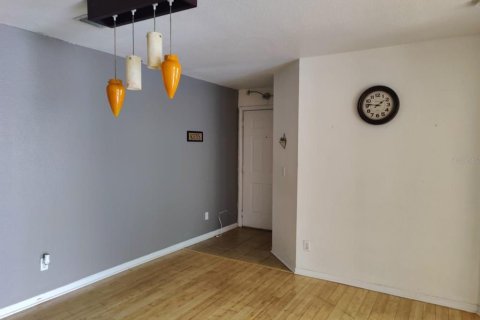 Condo in Orlando, Florida, 3 bedrooms  № 1918790 - photo 6