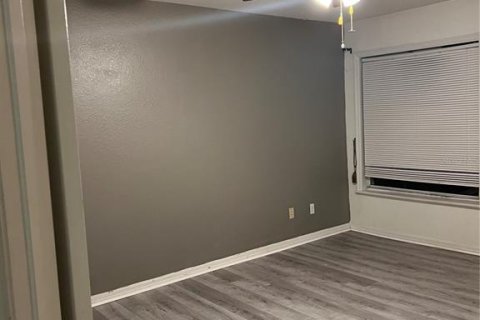 Condominio en alquiler en Orlando, Florida, 3 dormitorios, 110.83 m2 № 1918790 - foto 9