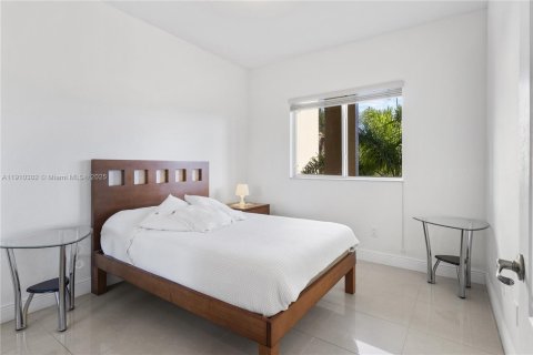 Condominio en alquiler en Doral, Florida, 3 dormitorios, 158.86 m2 № 1967143 - foto 22