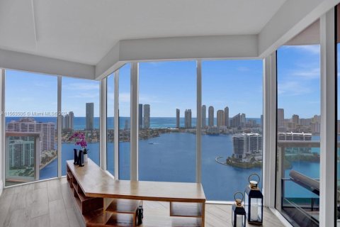 Купить кондоминиум в Авентура, Флорида 4 спальни, 379.04м2, № 1957781 - фото 3