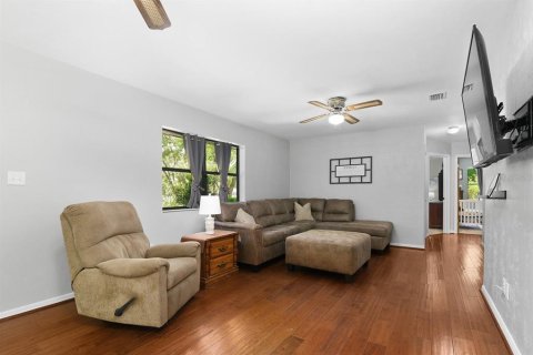 House in High Springs, Florida 2 bedrooms, 107.02 sq.m. № 1644286 - photo 7