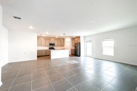 Casa en alquiler en Leesburg, Florida, 5 dormitorios, 205.31 m2 № 1882844 - foto 6