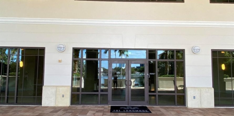 Condo in Palm Beach Gardens, Florida, 3 bedrooms № 1068341