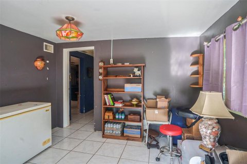 Casa en venta en Zephyrhills, Florida, 2 dormitorios, 95.69 m2 № 1787758 - foto 10