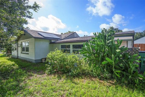 Casa en venta en Zephyrhills, Florida, 2 dormitorios, 95.69 m2 № 1787758 - foto 25