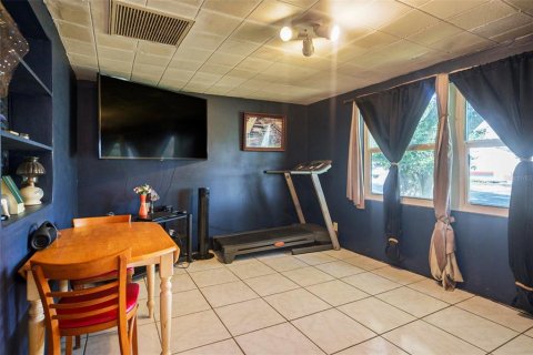 Casa en venta en Zephyrhills, Florida, 2 dormitorios, 95.69 m2 № 1787758 - foto 2