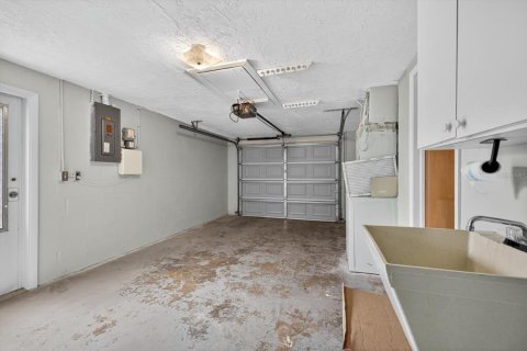 Снять в аренду виллу или дом в Нью-Порт-Ричи, Флорида 3 комнаты, 78.04м2, № 1901146 - фото 25