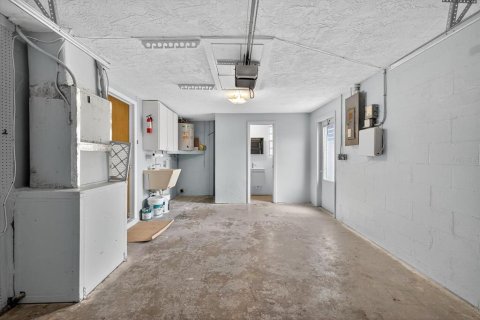 Casa en alquiler en New Port Richey, Florida, 2 dormitorios, 78.04 m2 № 1901146 - foto 26