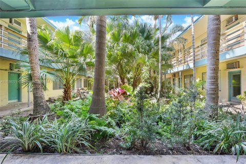 Immobilier commercial à vendre à Miami Beach, Floride № 1959527 - photo 2