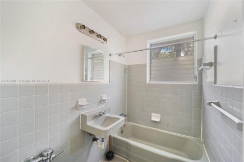 Immobilier commercial à vendre à Miami Beach, Floride № 1959527 - photo 5