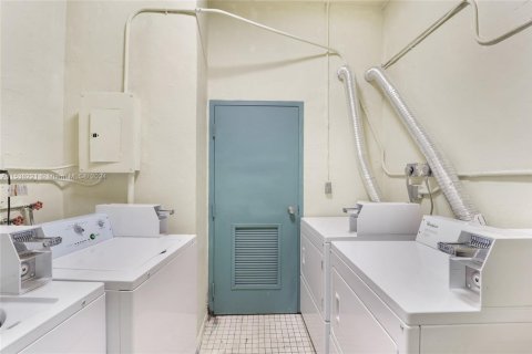 Immobilier commercial à vendre à Miami Beach, Floride № 1959527 - photo 7