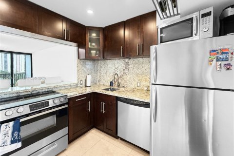 Снять в аренду кондоминиум в Авентура, Флорида 1 спальня, 68.84м2, № 2050825 - фото 7