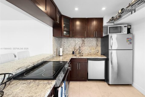 Снять в аренду кондоминиум в Авентура, Флорида 1 спальня, 68.84м2, № 2050825 - фото 6