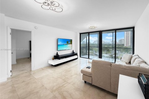 Снять в аренду кондоминиум в Авентура, Флорида 1 спальня, 68.84м2, № 2050825 - фото 9