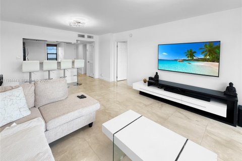 Снять в аренду кондоминиум в Авентура, Флорида 1 спальня, 68.84м2, № 2050825 - фото 12