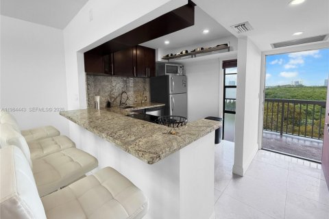 Снять в аренду кондоминиум в Авентура, Флорида 1 спальня, 68.84м2, № 2050825 - фото 13