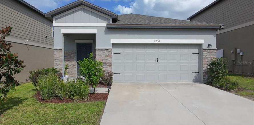 Casa en Groveland, Florida 3 dormitorios, 123.56 m2 № 1903116