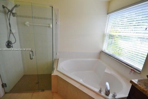 Casa en alquiler en Loxahatchee Groves, Florida, 3 dormitorios, 181.25 m2 № 1920618 - foto 23