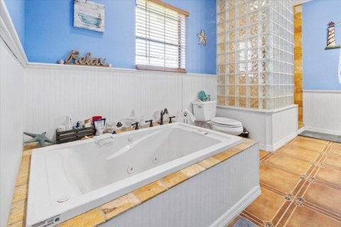 Casa en venta en Moore Haven, Florida, 3 dormitorios, 211.35 m2 № 2244857 - foto 17