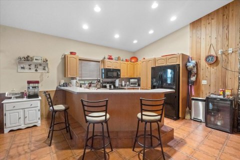 Casa en venta en Moore Haven, Florida, 3 dormitorios, 211.35 m2 № 2244857 - foto 8
