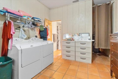 Casa en venta en Moore Haven, Florida, 3 dormitorios, 211.35 m2 № 2244857 - foto 29
