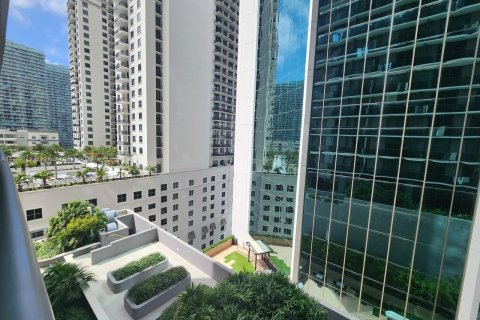 Condominio en venta en Miami, Florida, 1 dormitorio, 50.26 m2 № 2022365 - foto 13