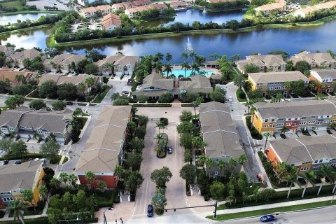 Touwnhouse à vendre à West Palm Beach, Floride: 4 chambres, 205.78 m2 № 2254497 - photo 8