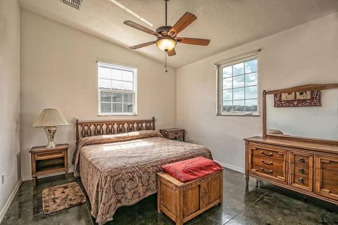 Villa ou maison à vendre à Dade City, Floride: 4 chambres, 185.8 m2 № 1069682 - photo 20