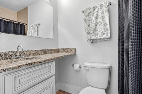 House in Saint Petersburg, Florida 3 bedrooms, 109.44 sq.m. № 2330270 - photo 27