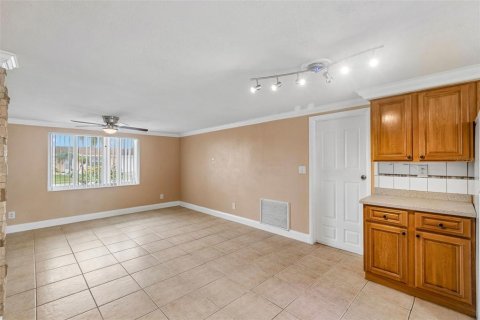 Casa en venta en Holiday, Florida, 2 dormitorios, 113.71 m2 № 2204266 - foto 19