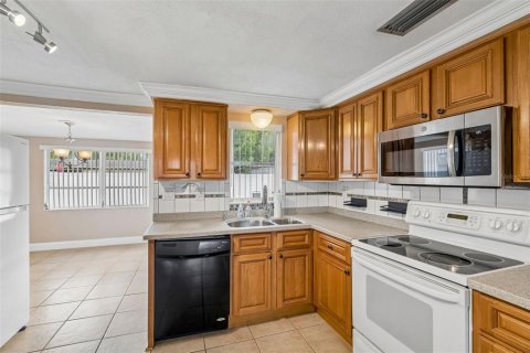 Casa en venta en Holiday, Florida, 2 dormitorios, 113.71 m2 № 2204266 - foto 17