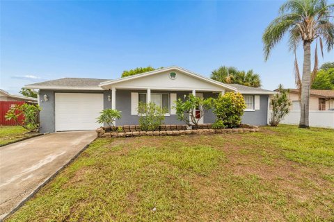 Casa en Holiday, Florida 2 dormitorios, 113.71 m2 № 2204266