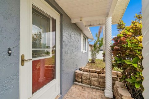 Casa en venta en Holiday, Florida, 2 dormitorios, 113.71 m2 № 2204266 - foto 5
