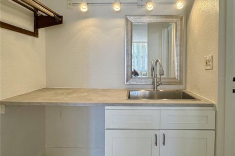 Condominio en alquiler en Orlando, Florida, 1 dormitorio, 25.64 m2 № 1802302 - foto 6