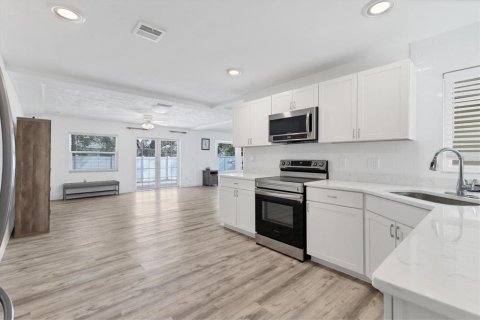 Casa en venta en Sarasota, Florida, 3 dormitorios, 172.98 m2 № 1720497 - foto 15