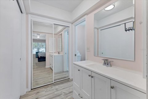 Casa en venta en Sarasota, Florida, 3 dormitorios, 172.98 m2 № 1720497 - foto 21