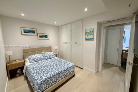 Copropriété à louer à Hollywood, Floride: 2 chambres, 77.57 m2 № 2069093 - photo 10