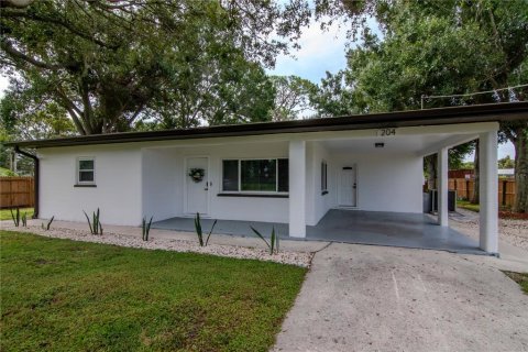 House in Ruskin, Florida 3 bedrooms, 132.66 sq.m. № 1901917 - photo 1