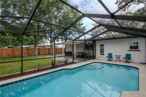 House in Ruskin, Florida 3 bedrooms, 132.66 sq.m. № 1901917 - photo 2