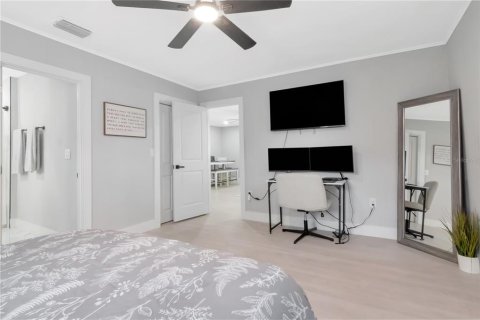 House in Ruskin, Florida 3 bedrooms, 132.66 sq.m. № 1901917 - photo 17