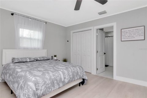 House in Ruskin, Florida 3 bedrooms, 132.66 sq.m. № 1901917 - photo 16