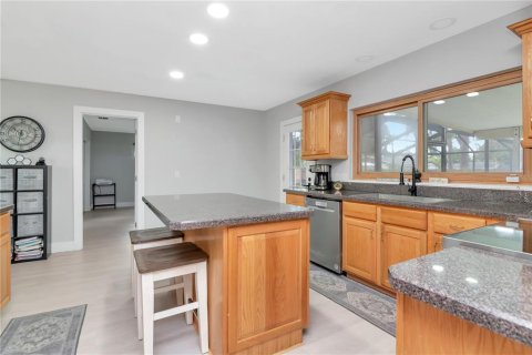 House in Ruskin, Florida 3 bedrooms, 132.66 sq.m. № 1901917 - photo 8