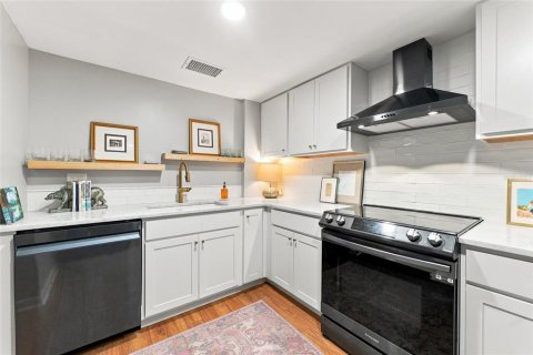 Copropriété à vendre à Tampa, Floride: 2 chambres, 144.93 m2 № 2291138 - photo 15