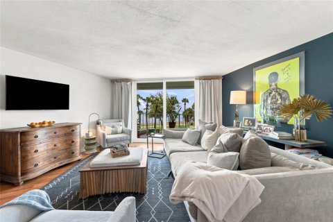 Copropriété à vendre à Tampa, Floride: 2 chambres, 144.93 m2 № 2291138 - photo 7