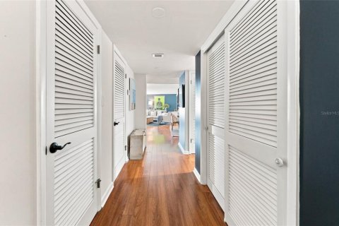 Copropriété à vendre à Tampa, Floride: 2 chambres, 144.93 m2 № 2291138 - photo 5