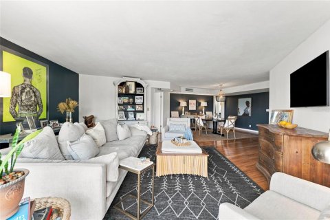 Copropriété à vendre à Tampa, Floride: 2 chambres, 144.93 m2 № 2291138 - photo 8