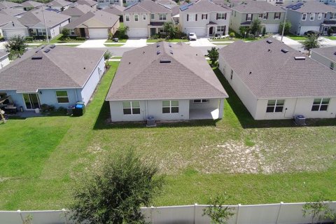 House in Lake Alfred, Florida 3 bedrooms, 157 sq.m. № 2395871 - photo 11