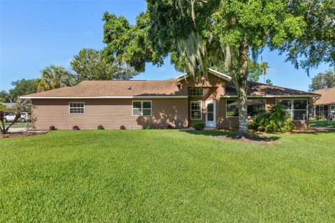 Casa en Leesburg, Florida 2 dormitorios, 125.42 m2 № 2358144