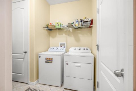 Casa en venta en San Antonio, Florida, 3 dormitorios, 155.15 m2 № 1853552 - foto 23